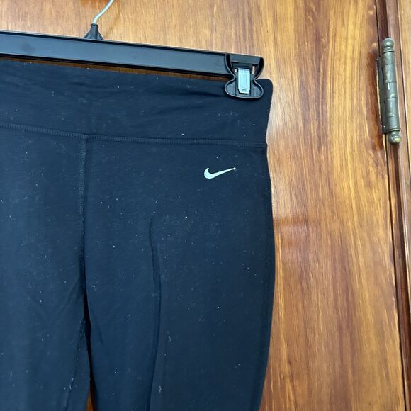 Nike Leggings Dri Fit Black Workout Cropped Capri Activewear Stretch Size Medium - Picture 2 of 10